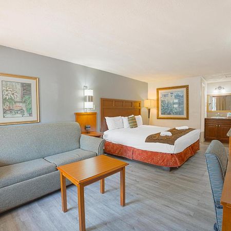 Liberty Garden Inn By Oyo Kissimmee Near Disney World Celebration Exterior foto
